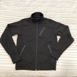 Lululemon black zipper jacket.